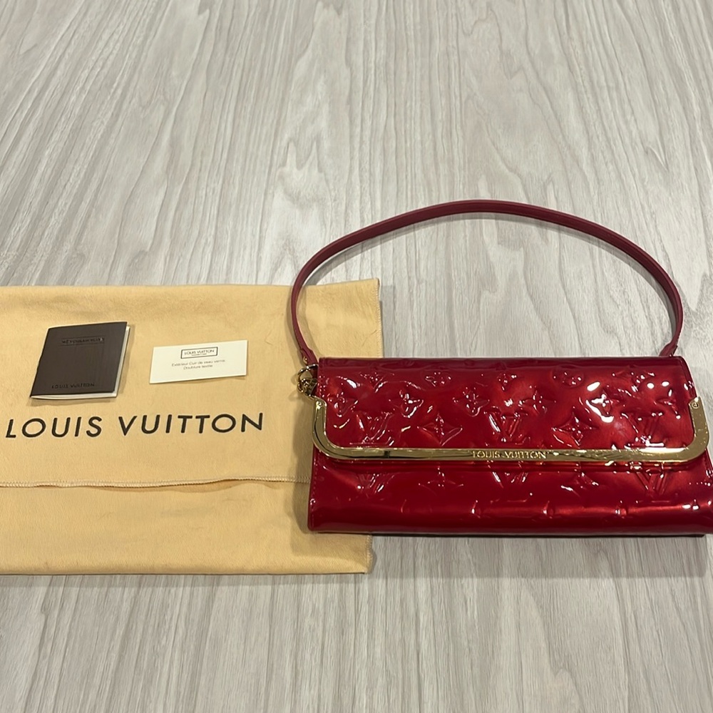Louis Vuitton Rossmore Verni